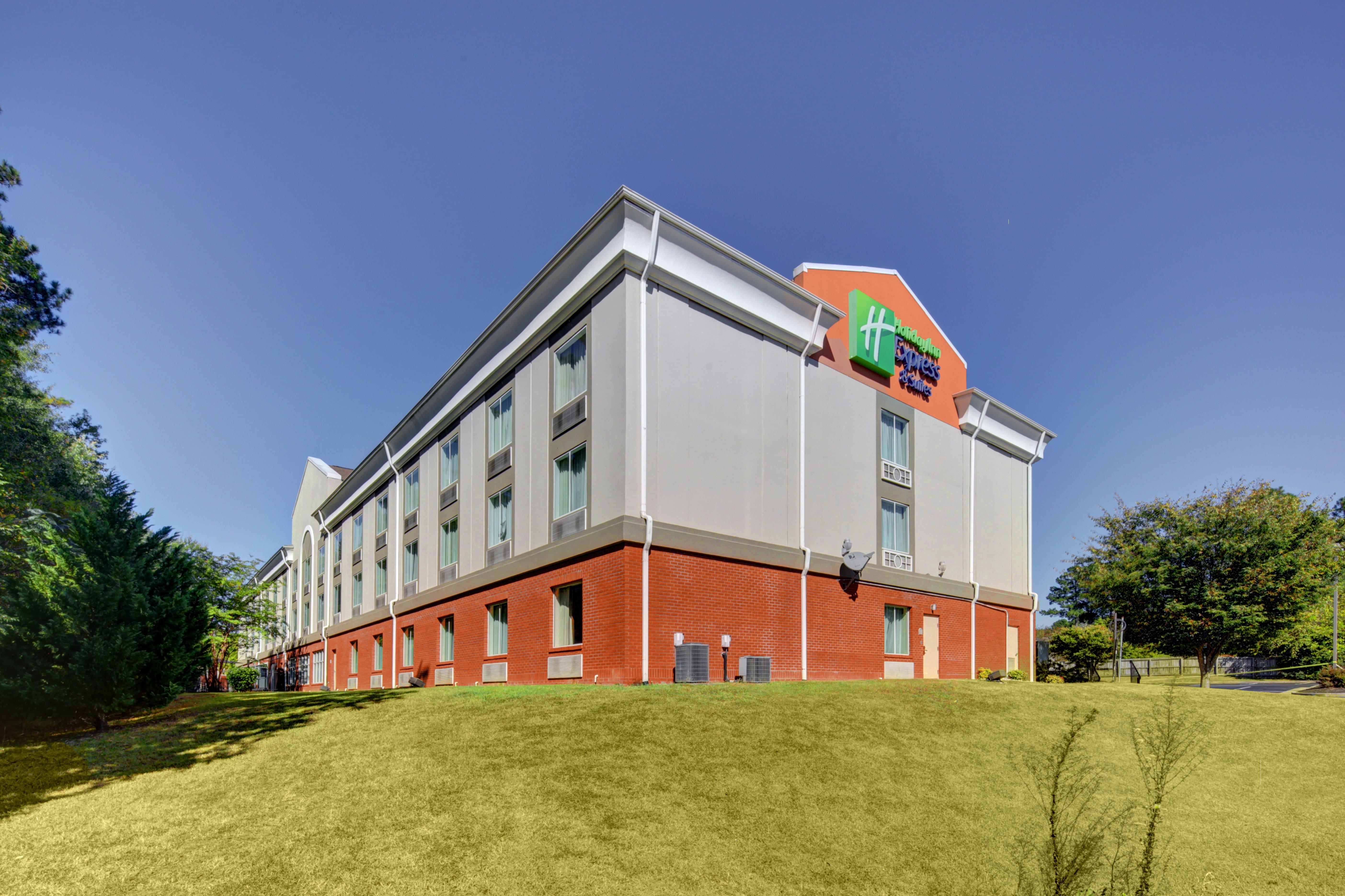 Holiday Inn Express Hotel & Suites Emporia By Ihg Exteriör bild